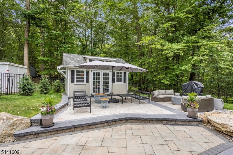 239 Old Beach Glen Rd