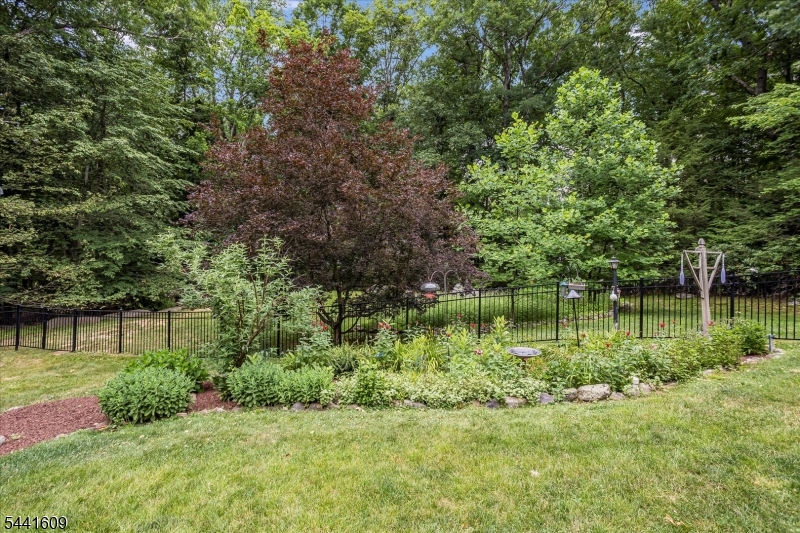 239 Old Beach Glen Rd