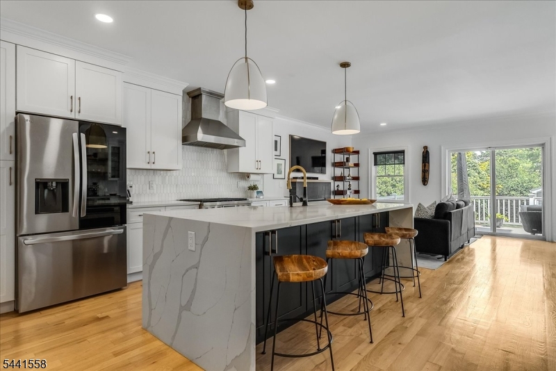 27 Montclair Ave