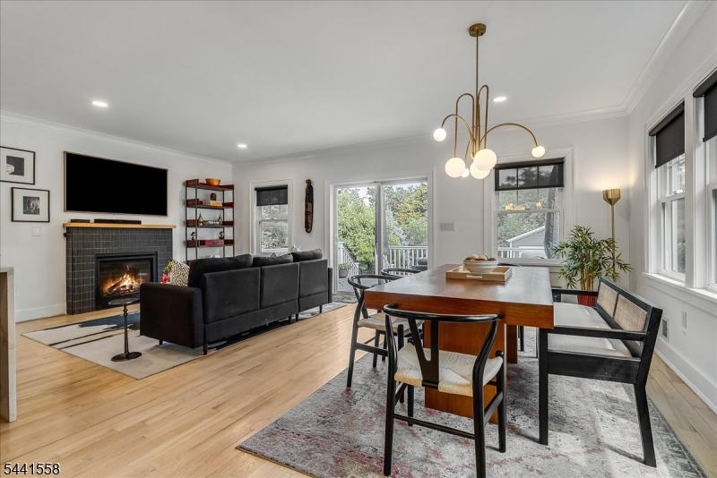 27 Montclair Ave