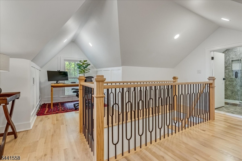 27 Montclair Ave