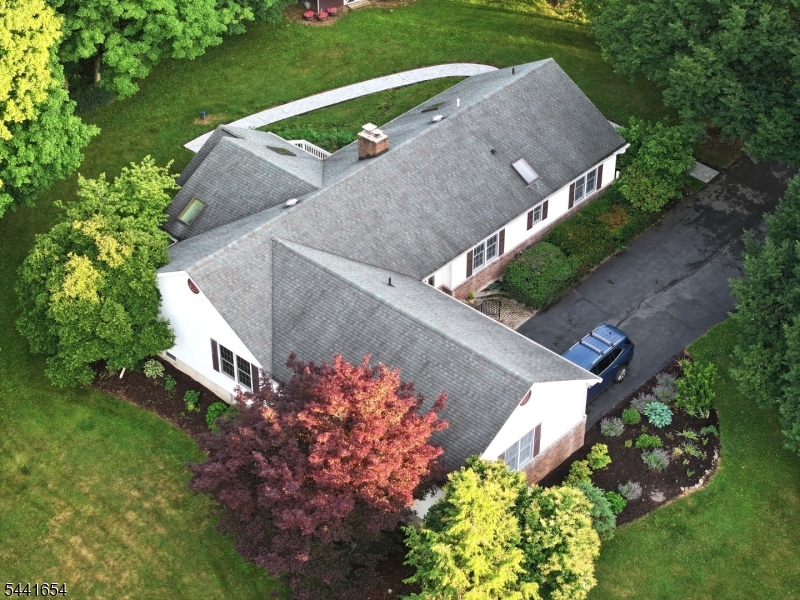 40 Dyer Rd