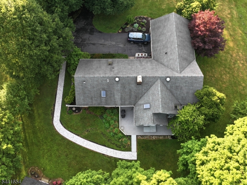 40 Dyer Rd