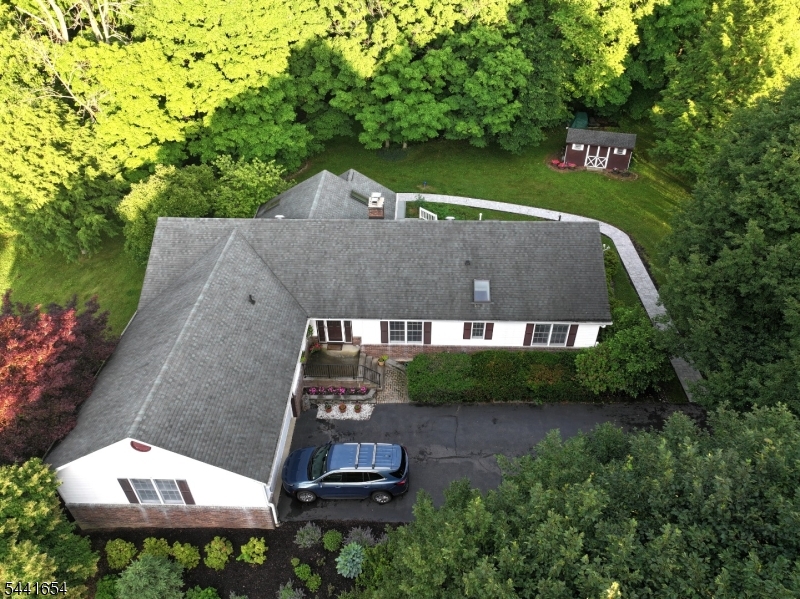 40 Dyer Rd