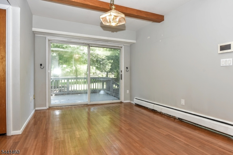 11 Mountain Ridge Dr