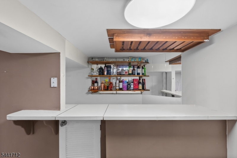 825 Mccandless Pl