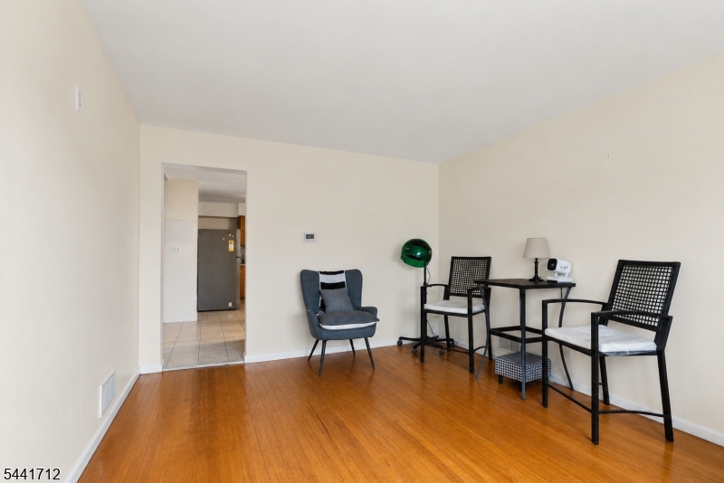 825 Mccandless Pl