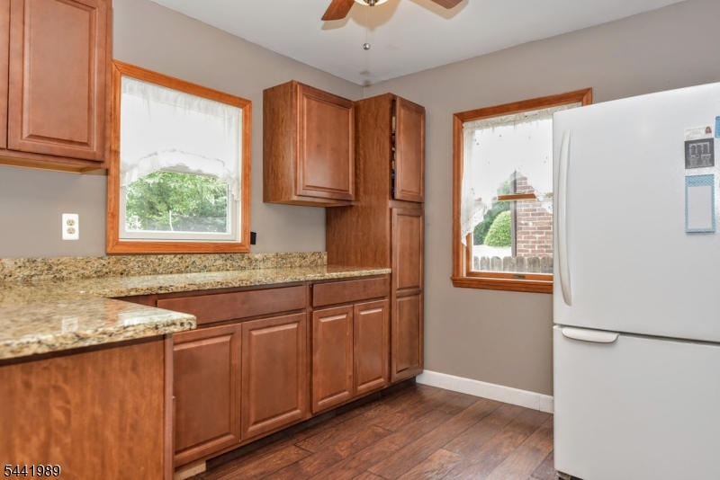 25 Morlot Ave