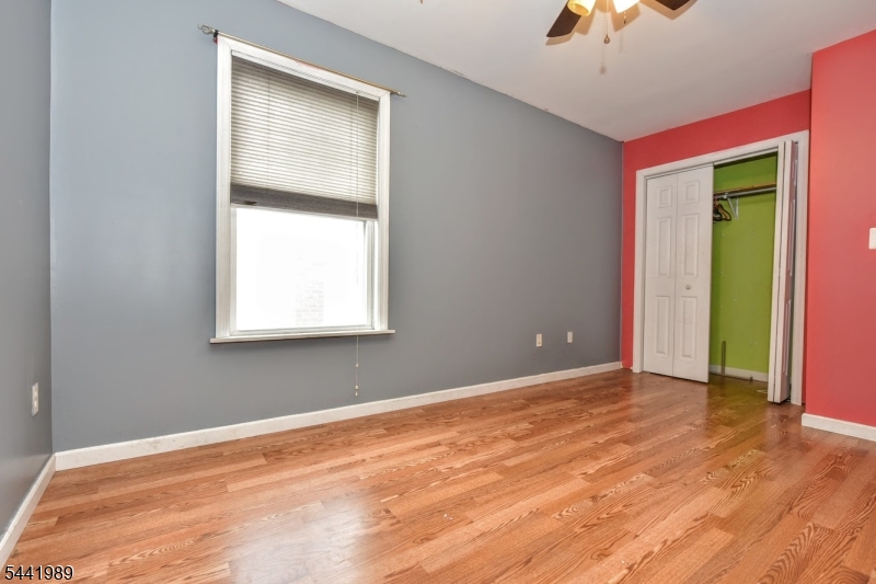 25 Morlot Ave