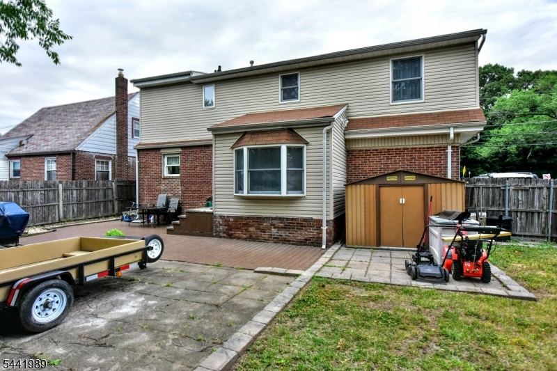 25 Morlot Ave