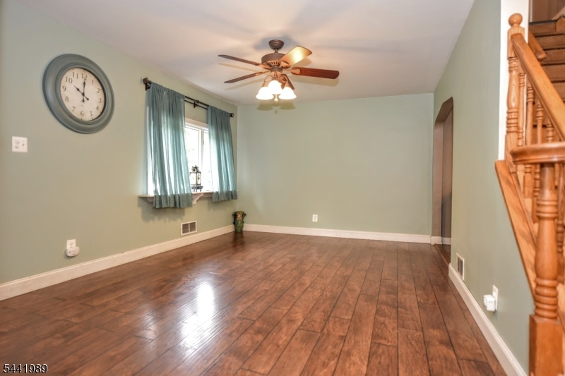 25 Morlot Ave