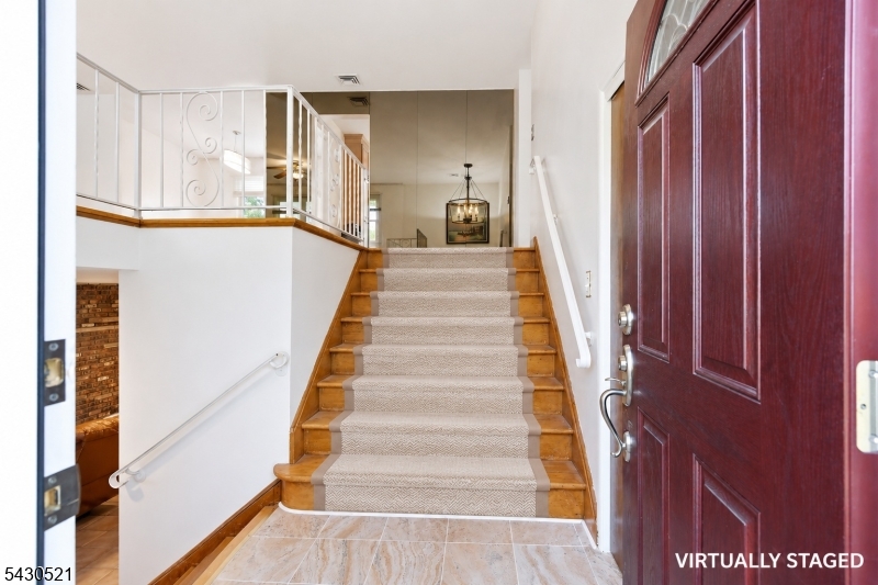 56 FRANCES DR