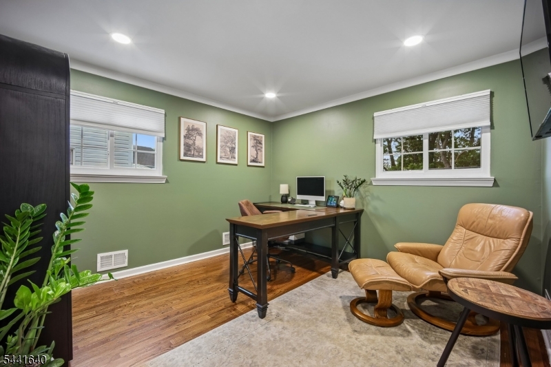 23 Andover Pl