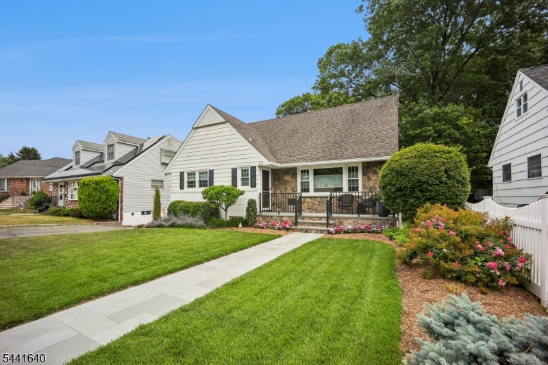 23 Andover Pl