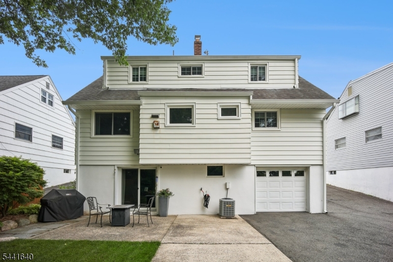 23 Andover Pl