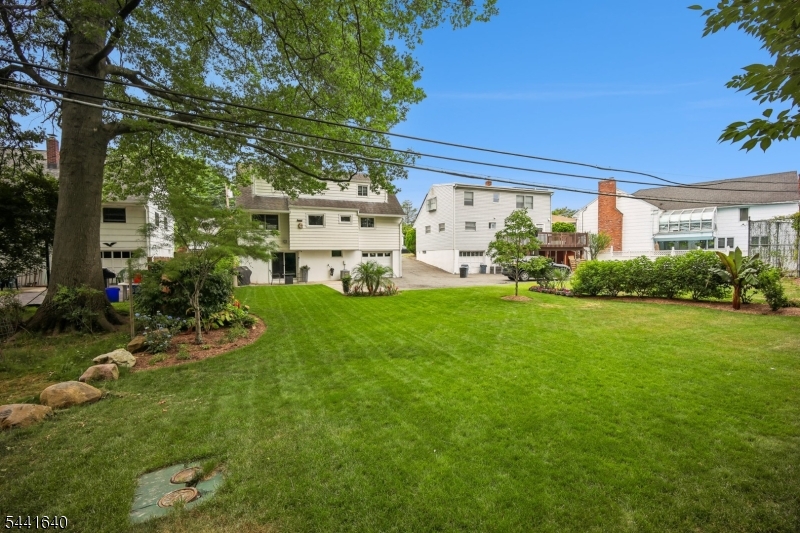 23 Andover Pl