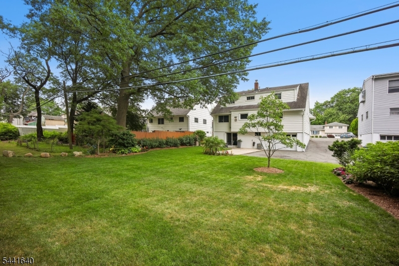 23 Andover Pl