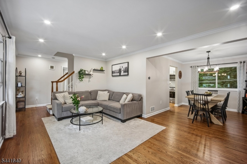 23 Andover Pl