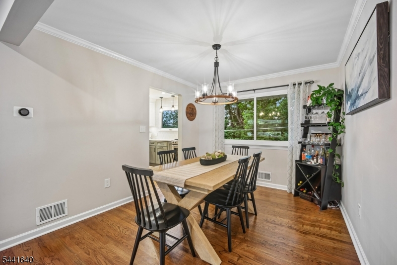 23 Andover Pl