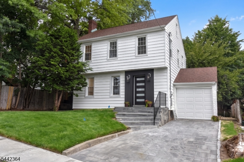 46 Tenney Ave