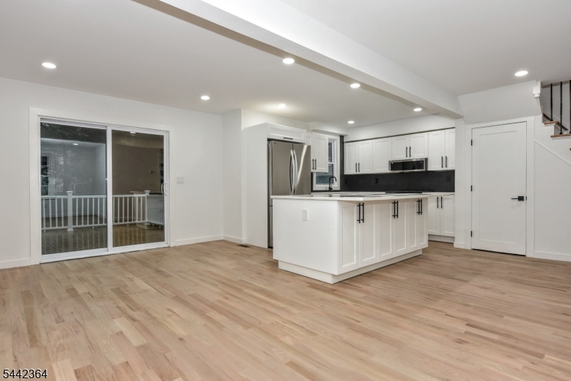 46 Tenney Ave