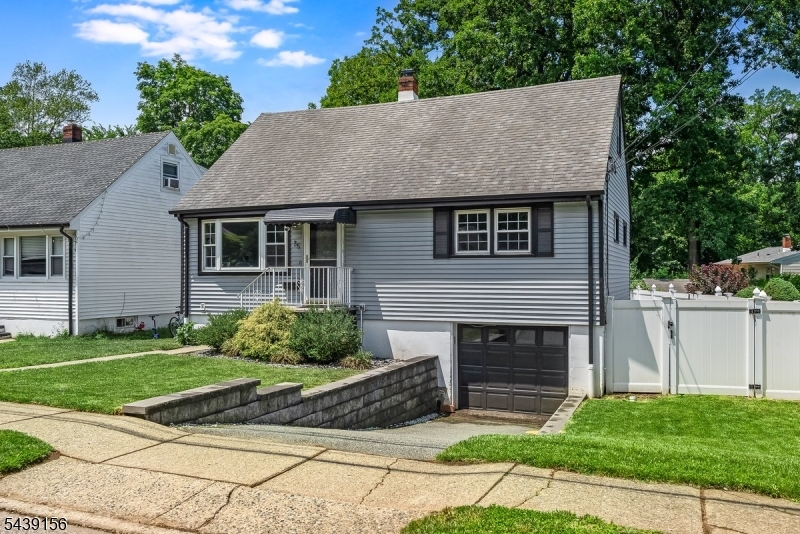 75 Fichter St
