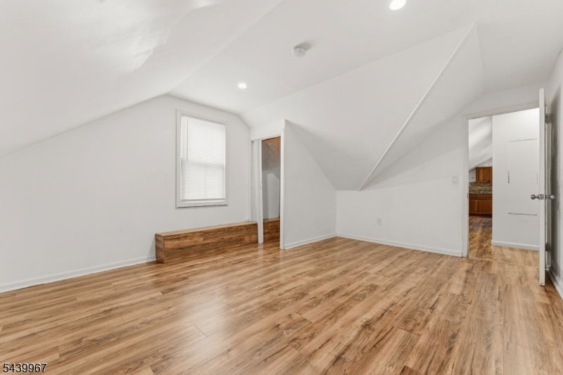 611 Sheridan Ave