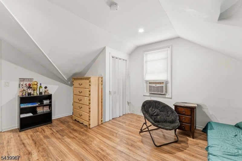 611 Sheridan Ave