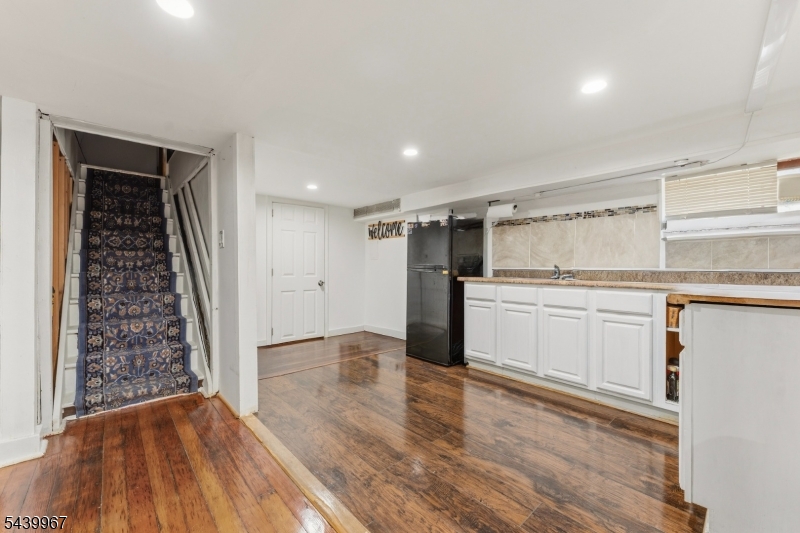 611 Sheridan Ave