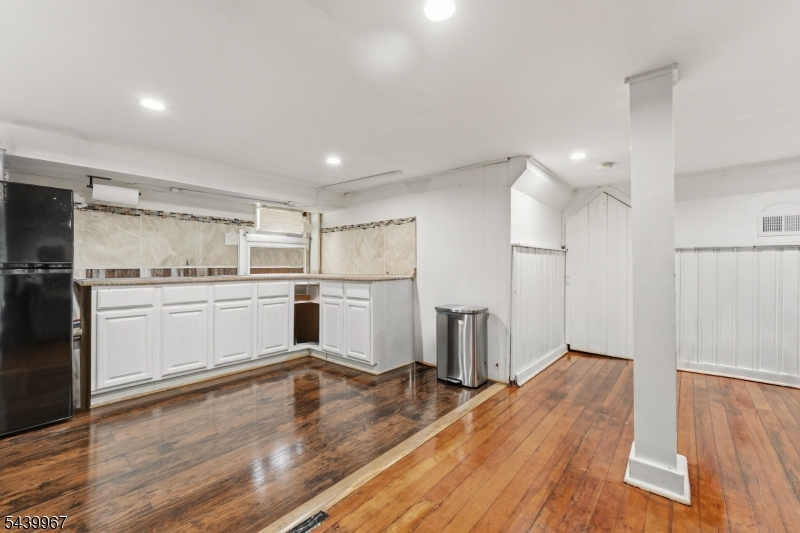 611 Sheridan Ave