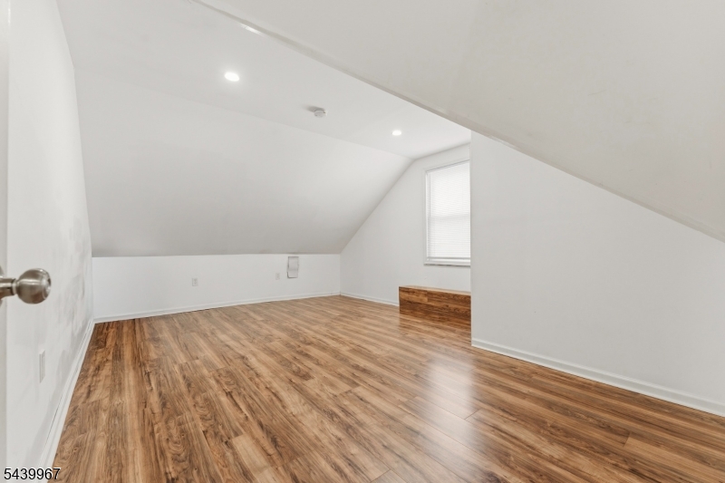 611 Sheridan Ave