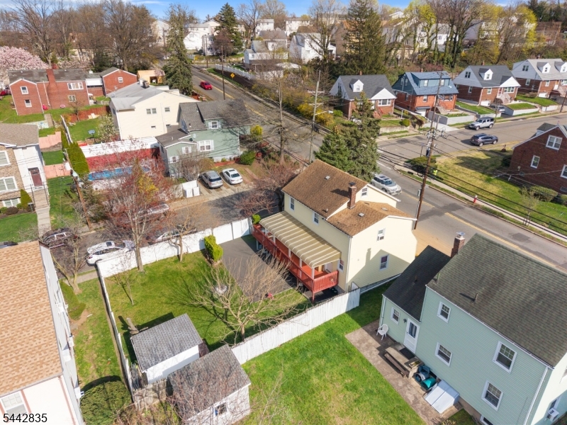 271 Outwater Ln
