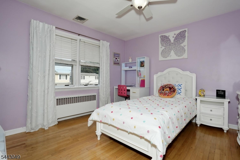 290 Malcolm Ave