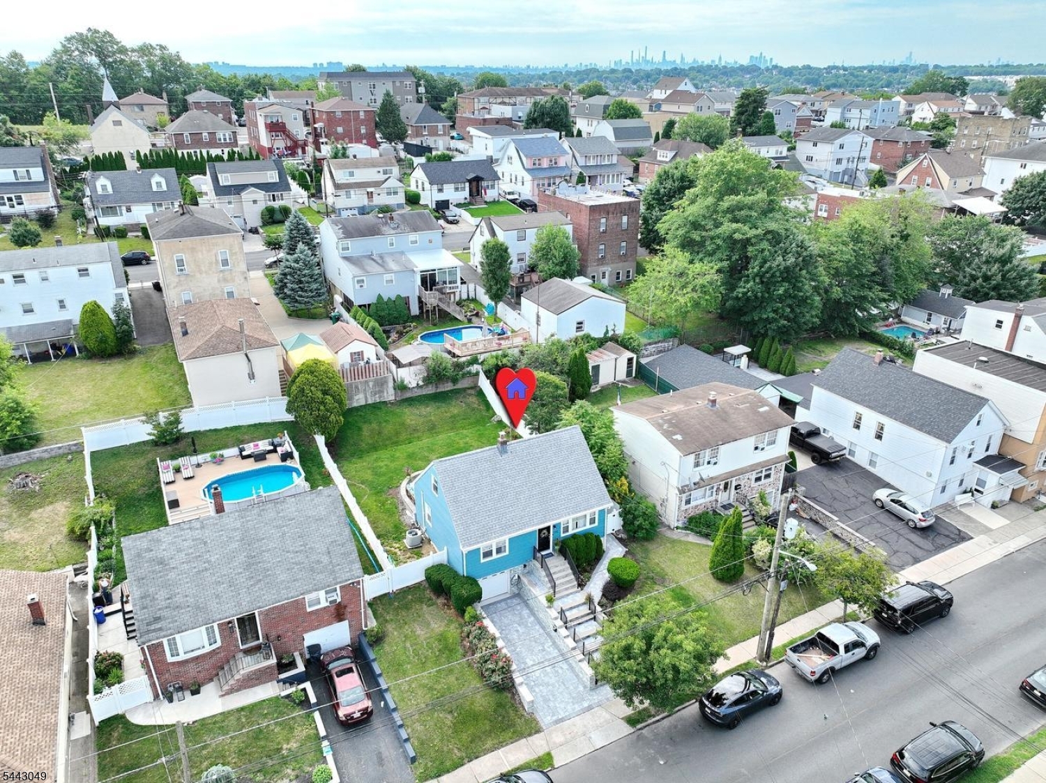 290 Malcolm Ave