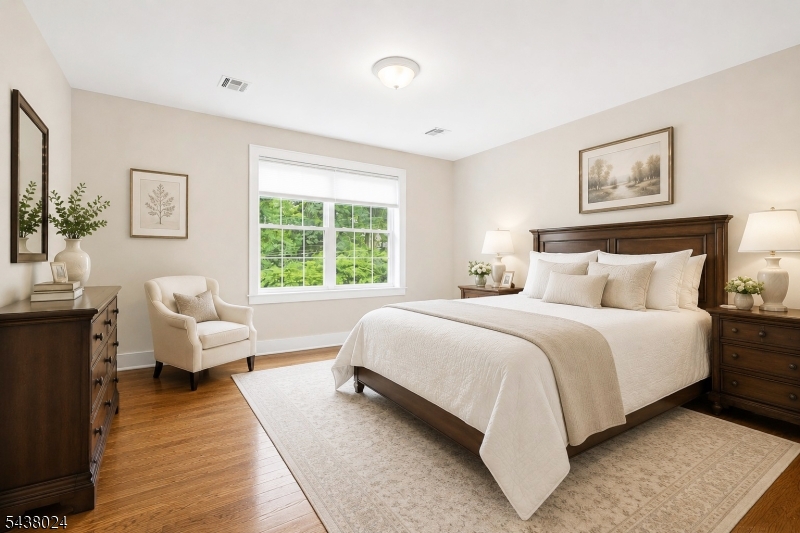 8 Phyllis Pl