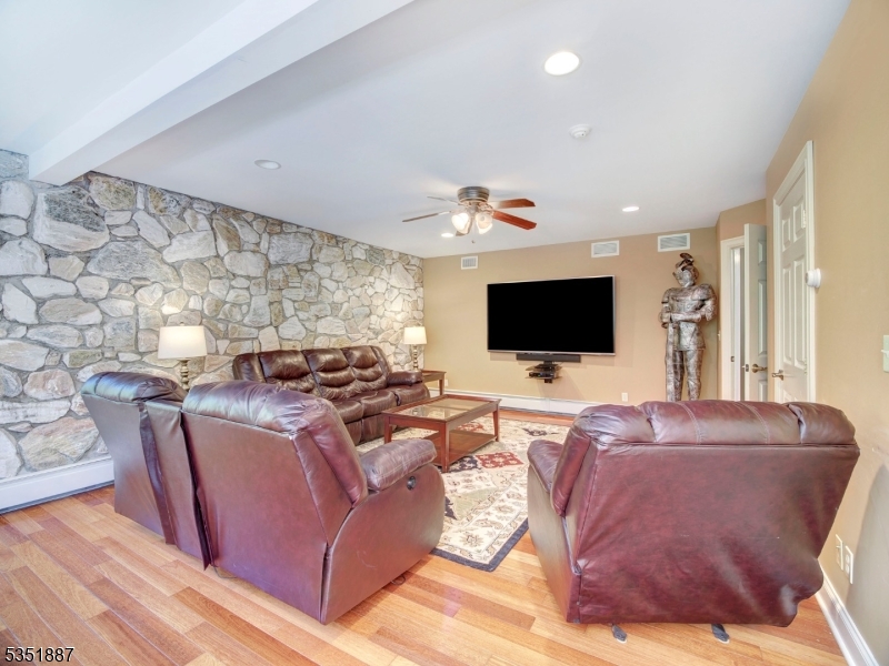 7 Arden Rd