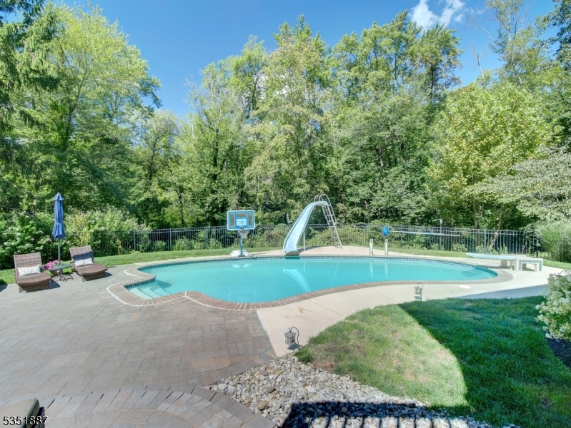 7 Arden Rd