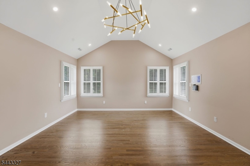 1232 Steeplechase Ct