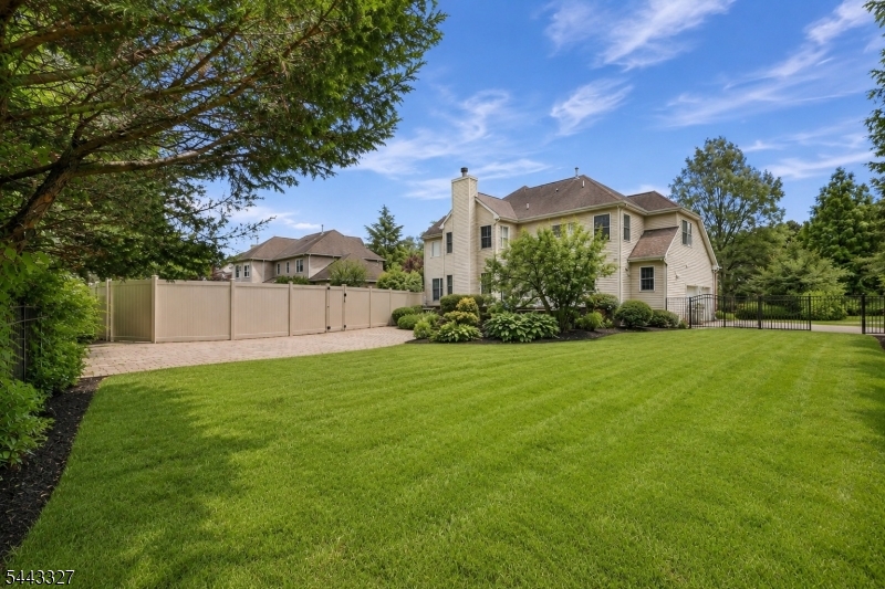 1232 Steeplechase Ct