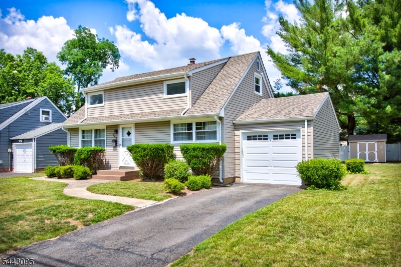 448 Warfield Rd