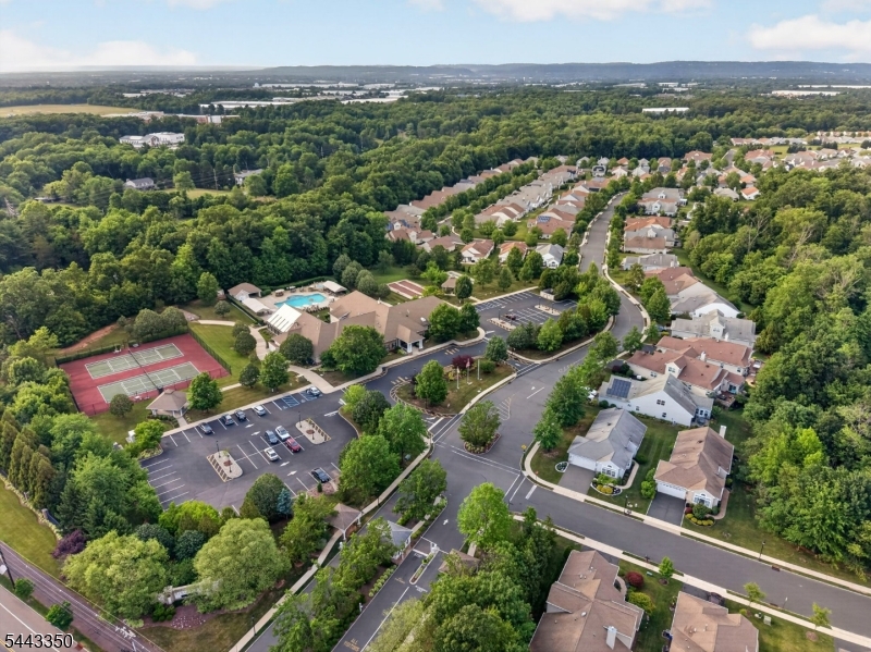 14 Daulton Dr