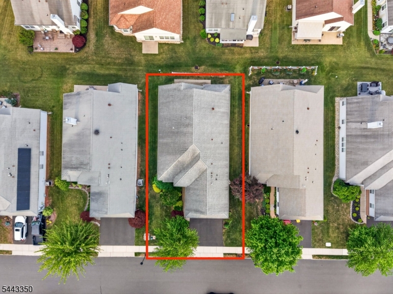 14 Daulton Dr
