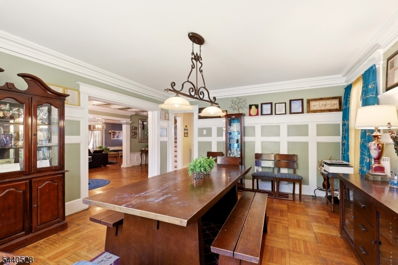 569 Berkeley Ave