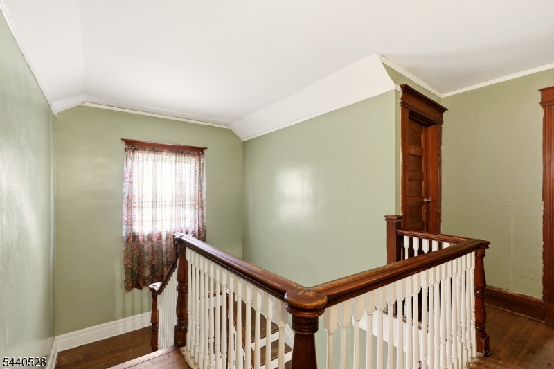 569 Berkeley Ave