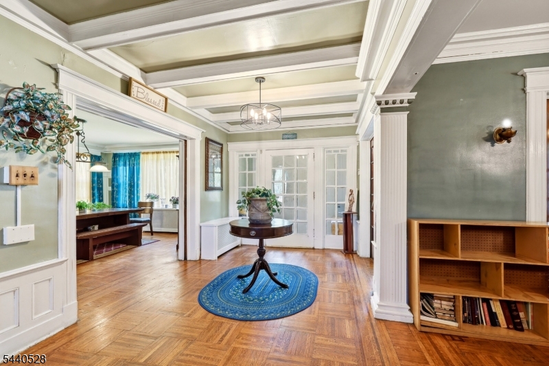 569 Berkeley Ave