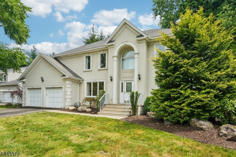 54 Church Ln