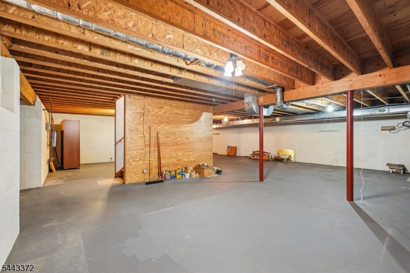 54 Church Ln
