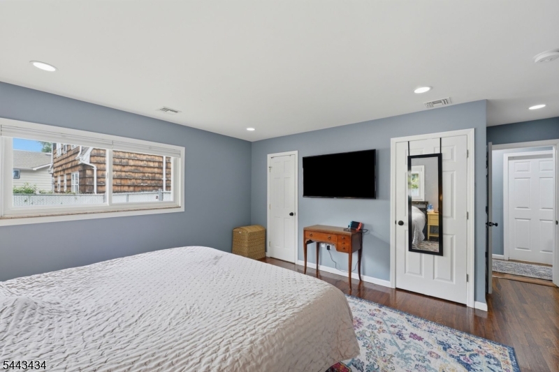 198 Cornell Ave