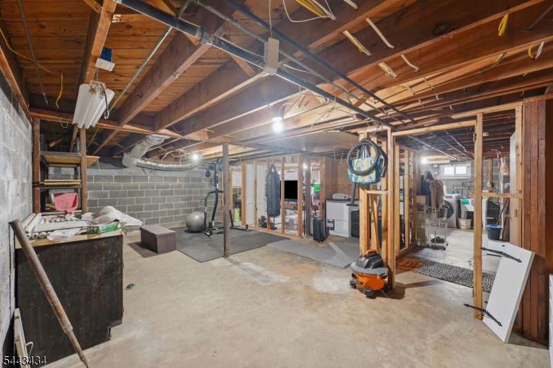198 Cornell Ave