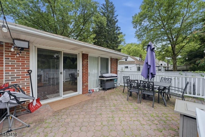 198 Cornell Ave